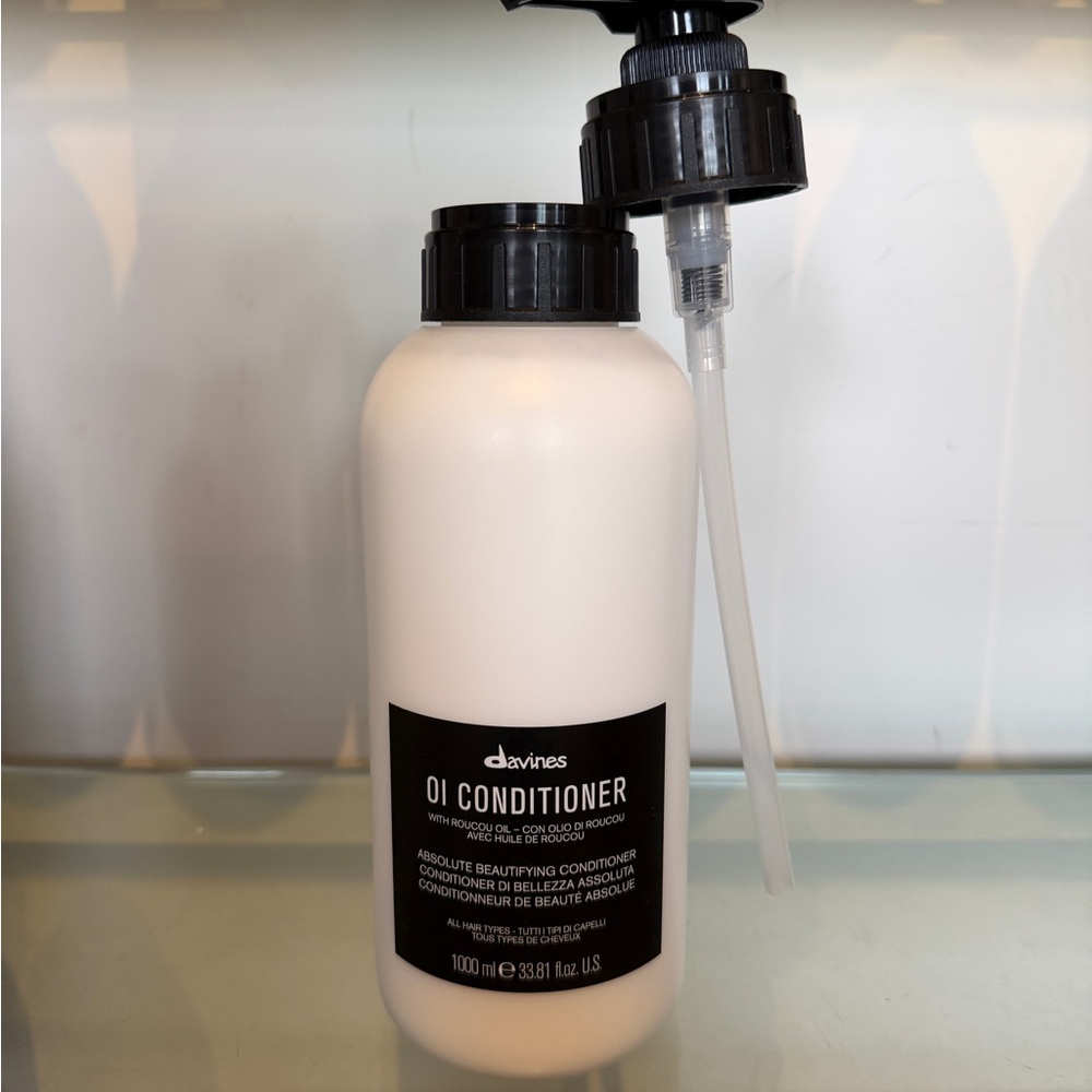 Davines OI Conditioner with Pump - New Professional Size 1000ML